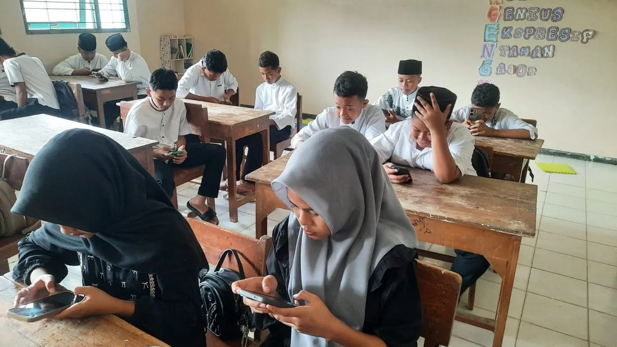Kreativitas Bertemu Religiusitas: Lomba Poster Digital Maulid Nabi