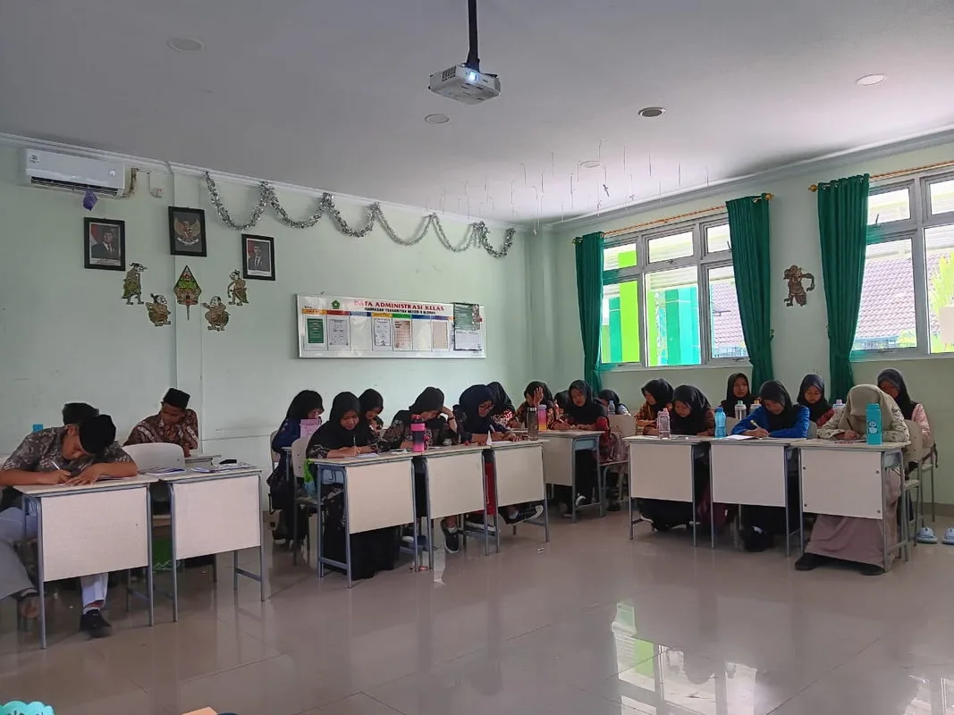 MTsN 9 Sleman Kembali Adakan Pembelajaran Secara Luring Pasca Aksi Demo
