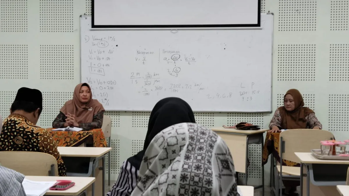 Rapat Evaluasi Kegiatan Tahfidz Takhassus Bulan Agustus 2025 di MTsN 9 Sleman