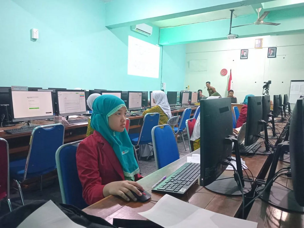 MIN 1 Sleman Kirim Delegasi pada Olimpiade Madrasah Indonesia 2025