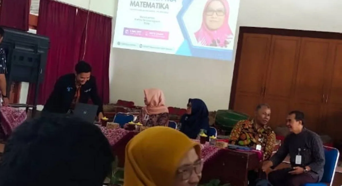 MTsN 2 Sleman Ambil Bagian dalam Bedah Materi TKA 2025