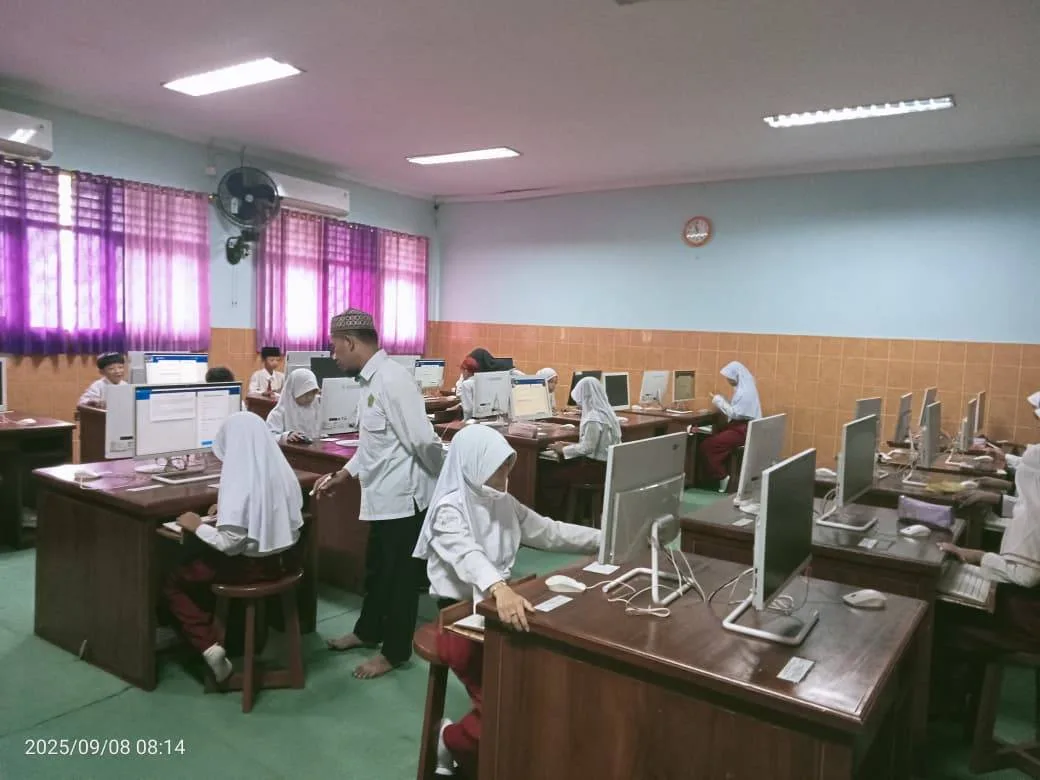 Sukses Gelar Simulasi ANBK, Siswa Kelas 5 MIN 2 Sleman Siap Hadapi Asesment Berbasis Komputer