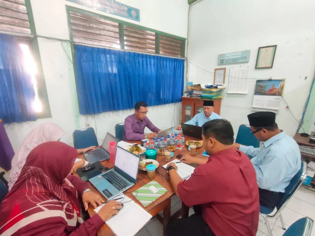 MAN 5 Sleman Gelar Rapim Rutin untuk Evaluasi dan Perencanaan Kegiatan