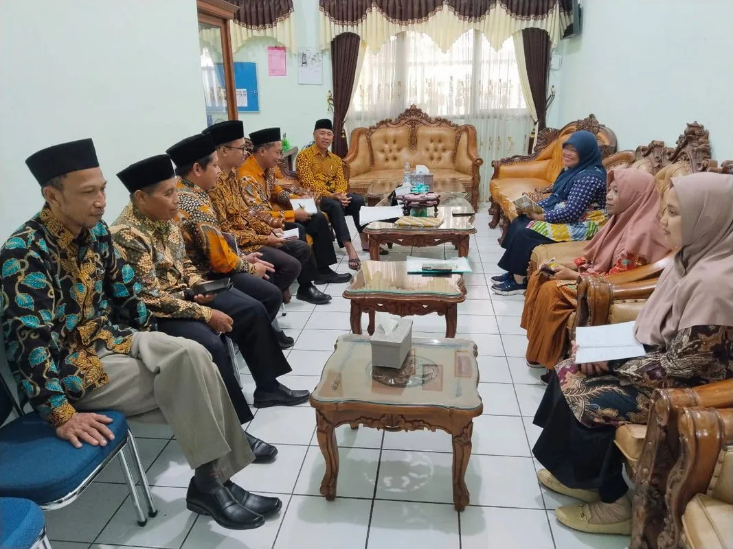 MAN 5 Sleman Mantapkan Program Keagamaan Melalui Rapat Guru Agama