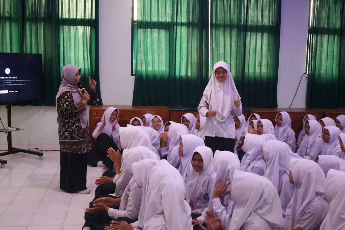 KPU Kabupaten Sleman Gelar Sosialisasi Pemilu Interaktif di MTsN 8 Sleman