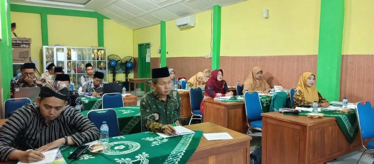 Guru Akidah Akhlak MTsN 9 Sleman Ikuti Workshop Implementasi Pembelajaran Mendalam dan Kurikulum Berbasis Cinta