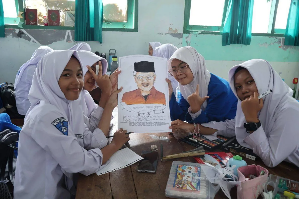 Pembelajaran Lintas Mata Pelajaran, MTsN 8 Sleman Gelar Proyek Poster Pemimpin Hebat