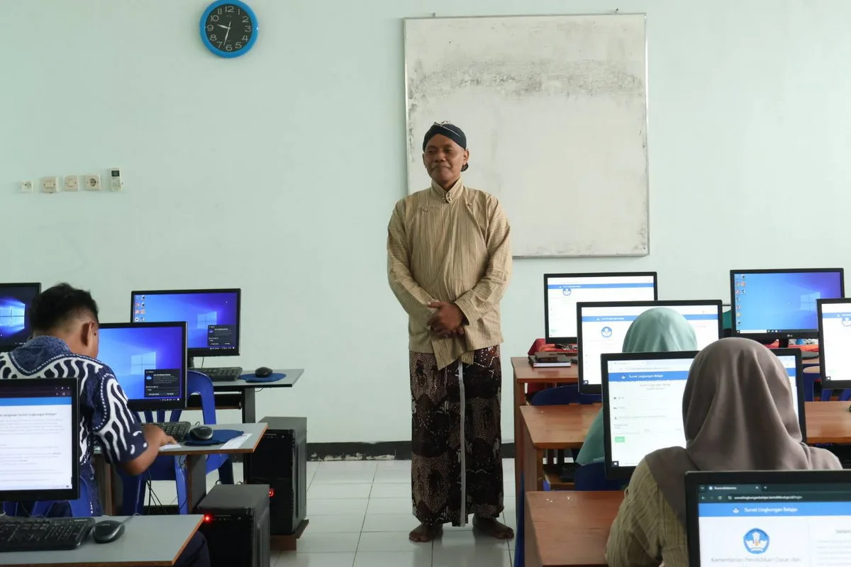 Kepala MTsN 8 Sleman Tekankan Kedisiplinan dalam Briefing Usai Sulingjar