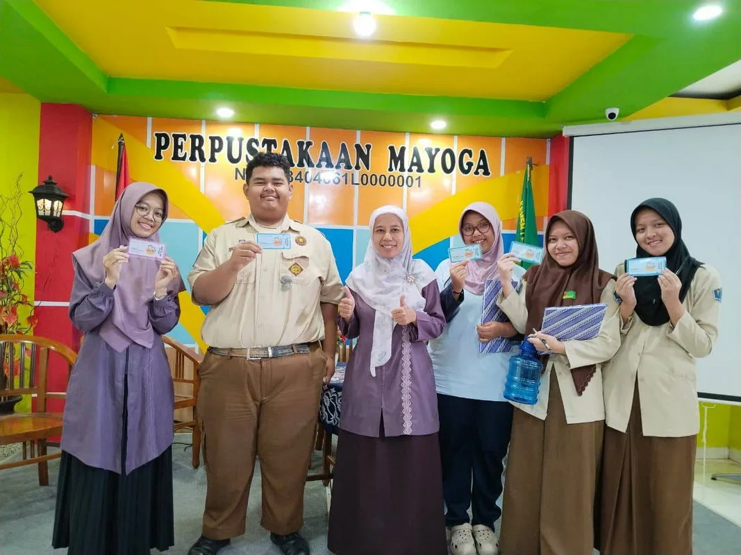 Unik, Perpustakaan MAN 3 Sleman Bagikan Voucher di Peringatan Hari Kunjung Perpustakaan