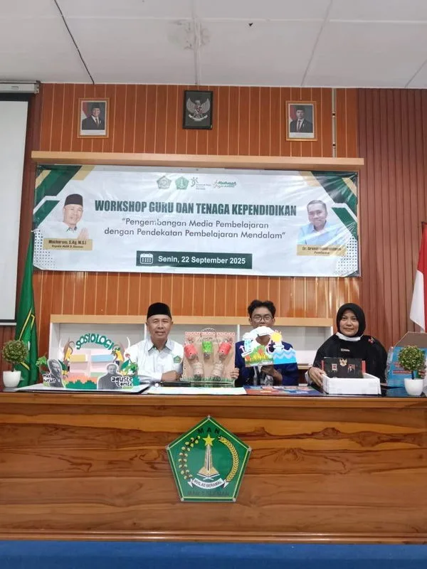 Workshop di MAN 5 Sleman: Ciptakan Media Ajar Kreatif dari Lingkungan Sekitar