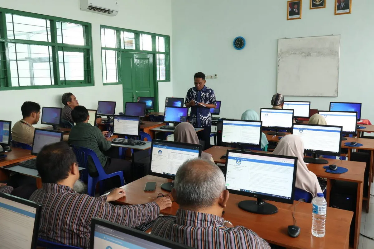Waka Kurikulum MTsN 8 Sleman Beri Pengarahan Jelang Kegiatan Sulingjar