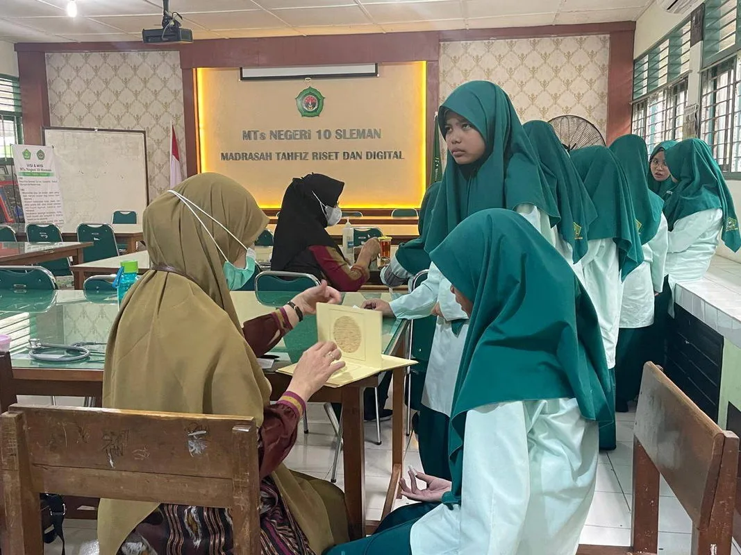 MTsN 10 Sleman Jalani Screening Kesehatan dari Puskesmas