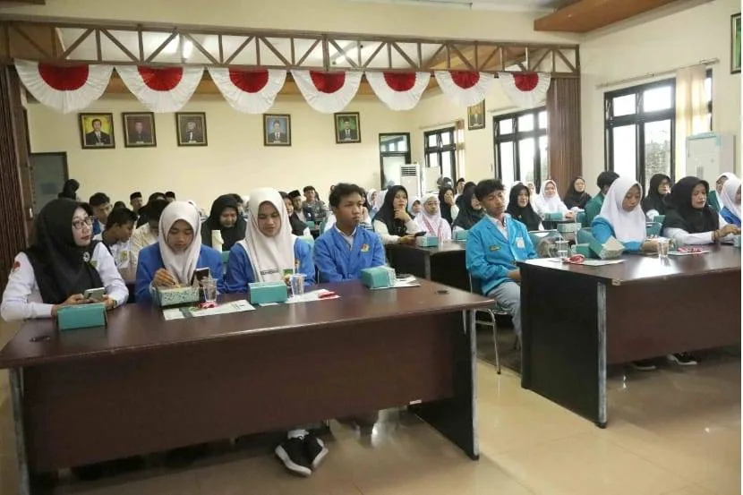 Muhammad Rizki Saputra, Siswa MTsN 9 Sleman Ikuti Pembinaan Khusus Jelang OMI DIY 2025