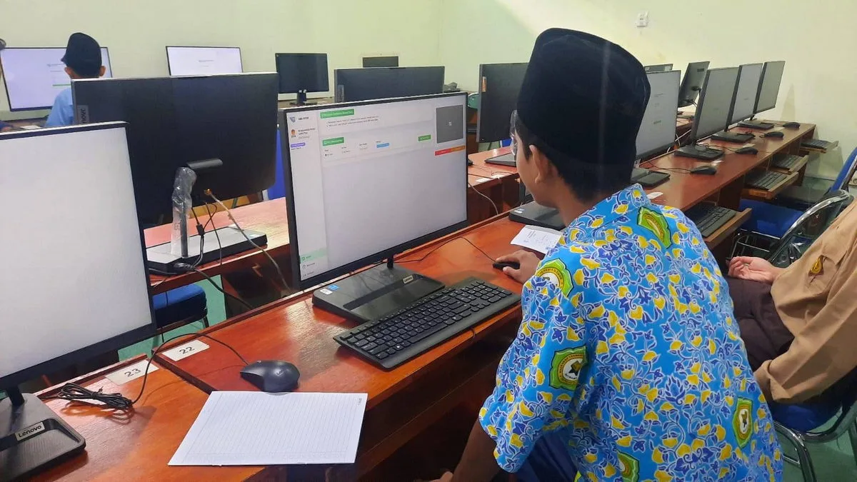 Siswa MTsN 9 Sleman Ikuti Ujicoba OMI Tingkat Provinsi