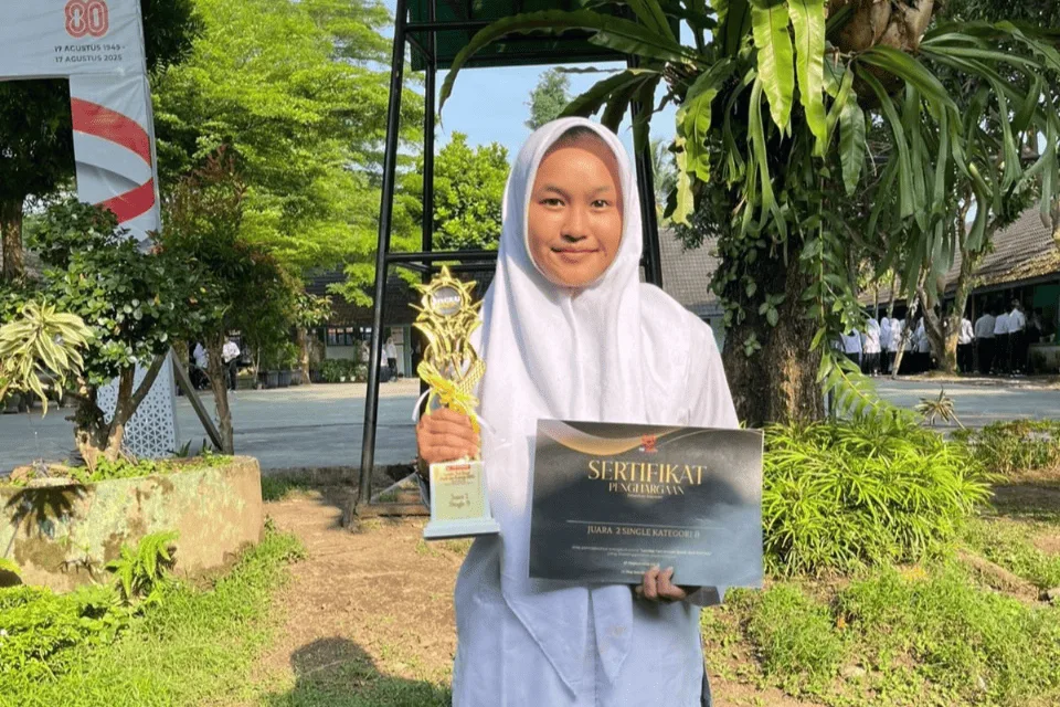 Murid Berbakat dari MTsN 7 Sleman Disti, Sabet Juara 2 Lomba Tari