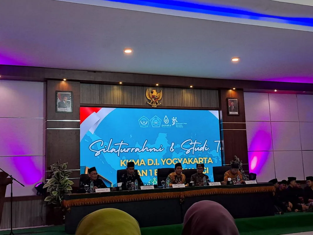 Pimpinan MTsN 8 Sleman Ikuti Benchmarking Madrasah DIY ke MAN 1 Banyuwangi