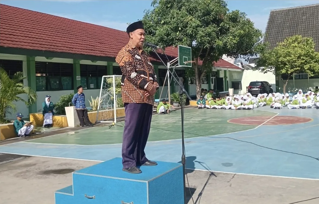 Perpisahan Purna Tugas Guru MTsN 3 Sleman