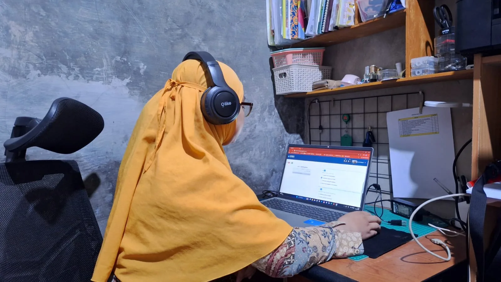 Guru Bahasa Indonesia MTsN 9 Sleman Tunjukkan Kualitas Berbahasa Melalui Uji UKBI Adaptif