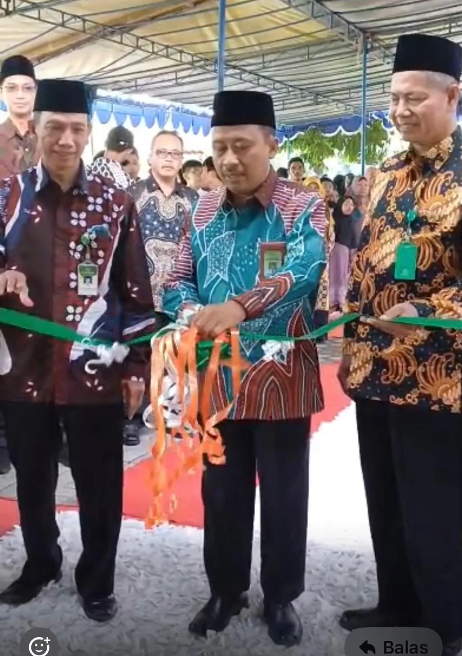 Diresmikan Kakanmenag, MTsN 10 Sleman Miliki  Rain Water Generator,  Manfaatkan Air Hujan Sebagai Air MInum