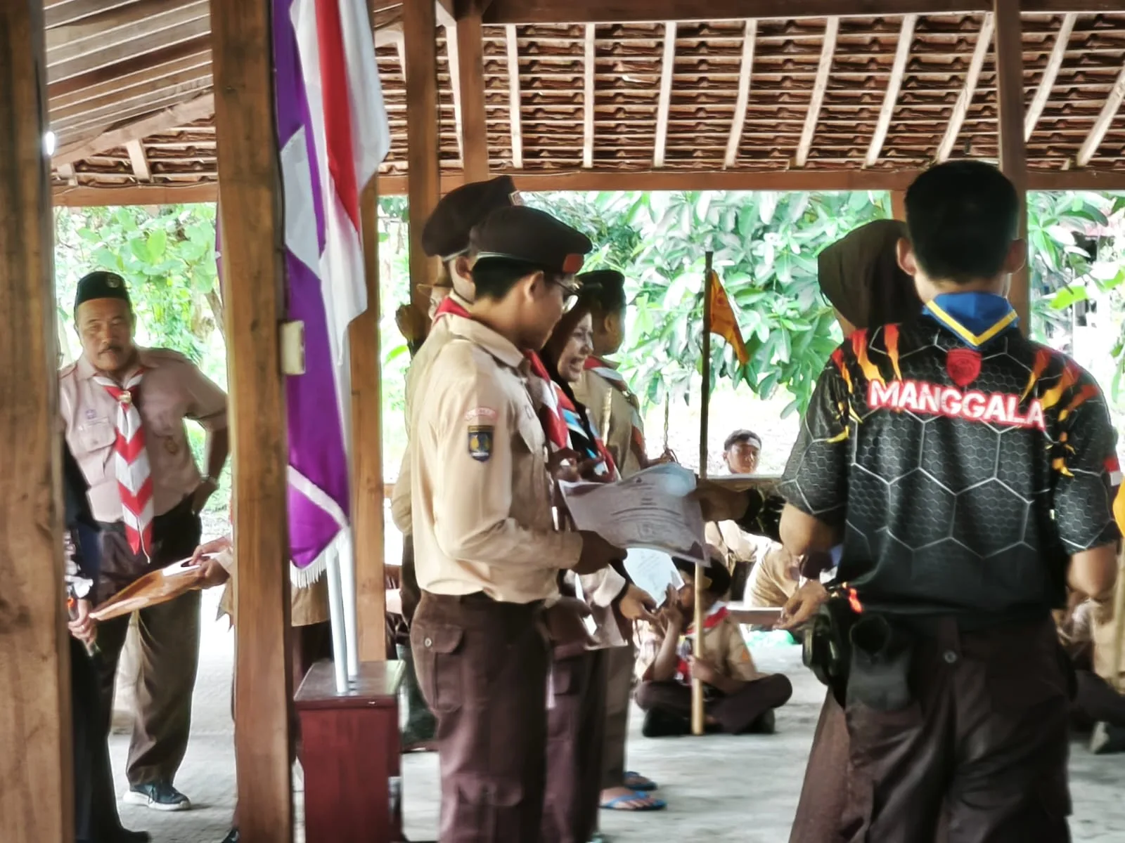 MTsN 1 Sleman Raih Juara Umum Lomba Tingkat II Kwarran Seyegan 2025