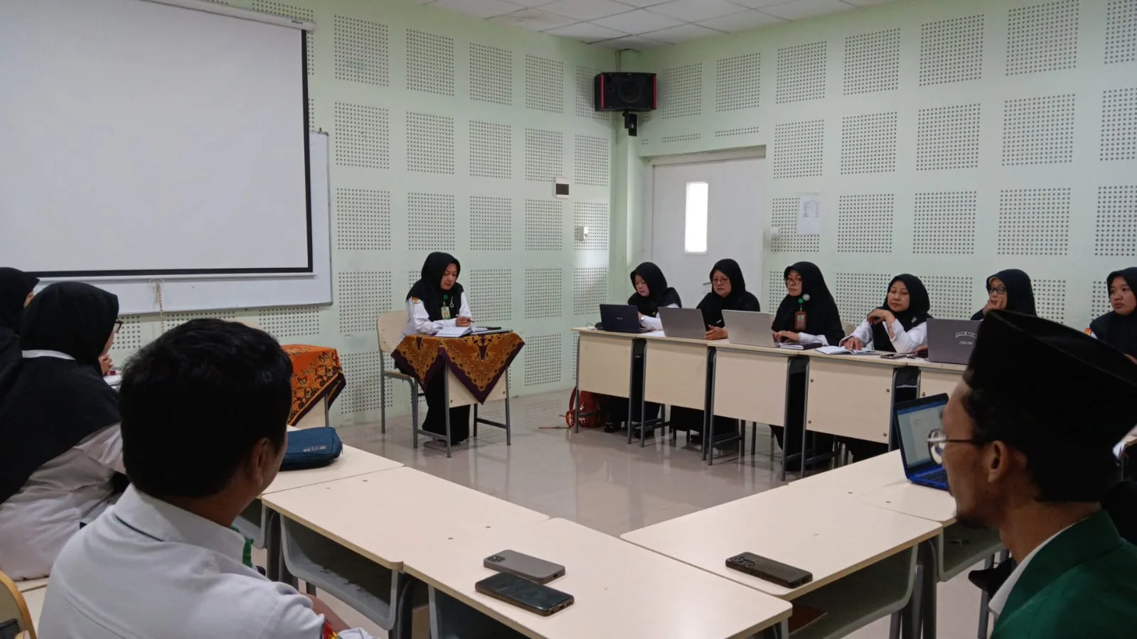 Panitia Peringatan Hari Santri MTsN 9 Sleman Adakan Rapat Koordinasi