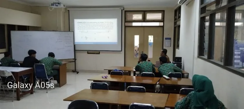 Siap Hadapi Olimpiade Sains, Siswa MTs N 3 Sleman Ikuti Bimbingan di UNY