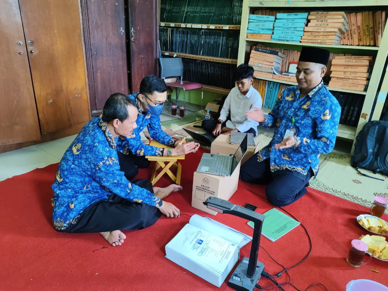 Arahan Kepala Kantor Jadi Spirit Perubahan: Kemenag Sleman Mantapkan Tata Kelola Kearsipan di KUA Prambanan