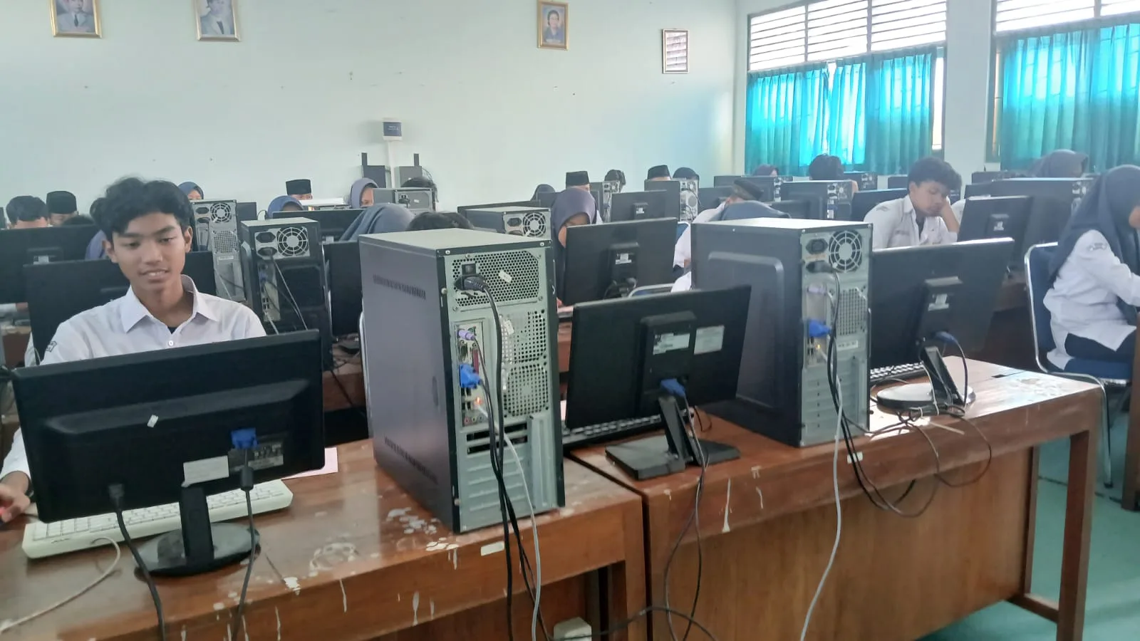 Pelaksanaan PP TKA–TKA D Tingkat Kabupaten Sleman di MTsN 3 Sleman Hari Kedua Berjalan Lancar