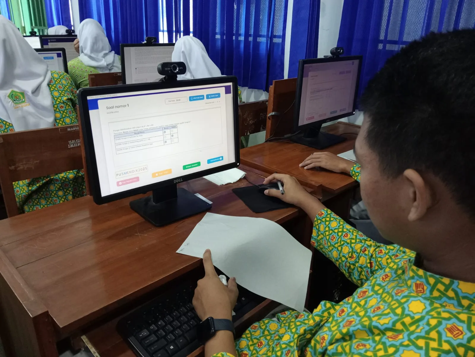 Simulasi Digital TKA Hari Pertama di MAN 5 Sleman Berlangsung Lancar dan Terkendali