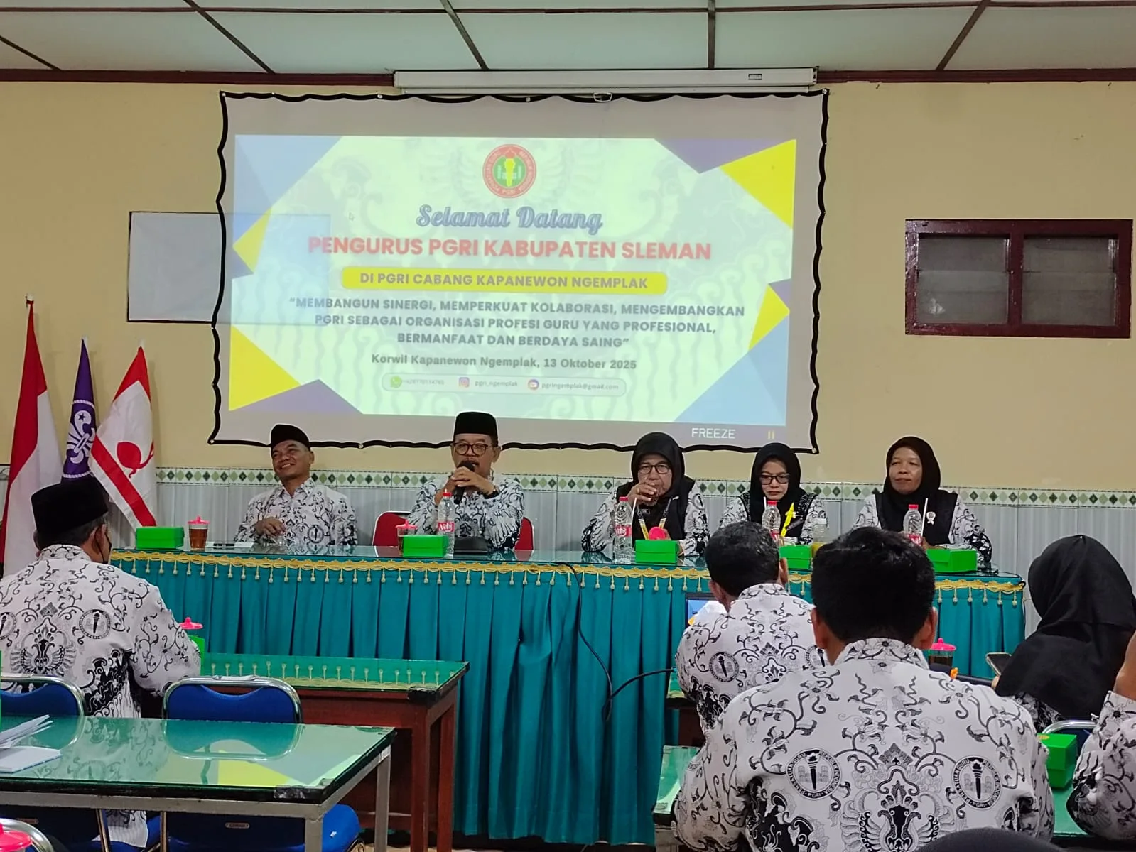 Aktif Organisasi Profesi, MTs N 3 Sleman Hadiri Kunjungan Kerja PGRI