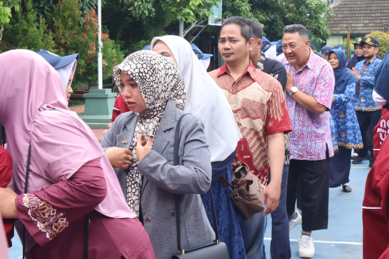 Orang Tua Siswa MTsN 8 Sleman Sampaikan Selamat dan Rasa Bangga Usai Pelantikan Pengurus OSIS Baru