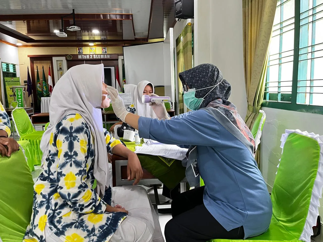 Sehat Jelang Kelulusan, MTsN 2 Sleman Gelar Screening Kesehatan Siswa Kelas 9
