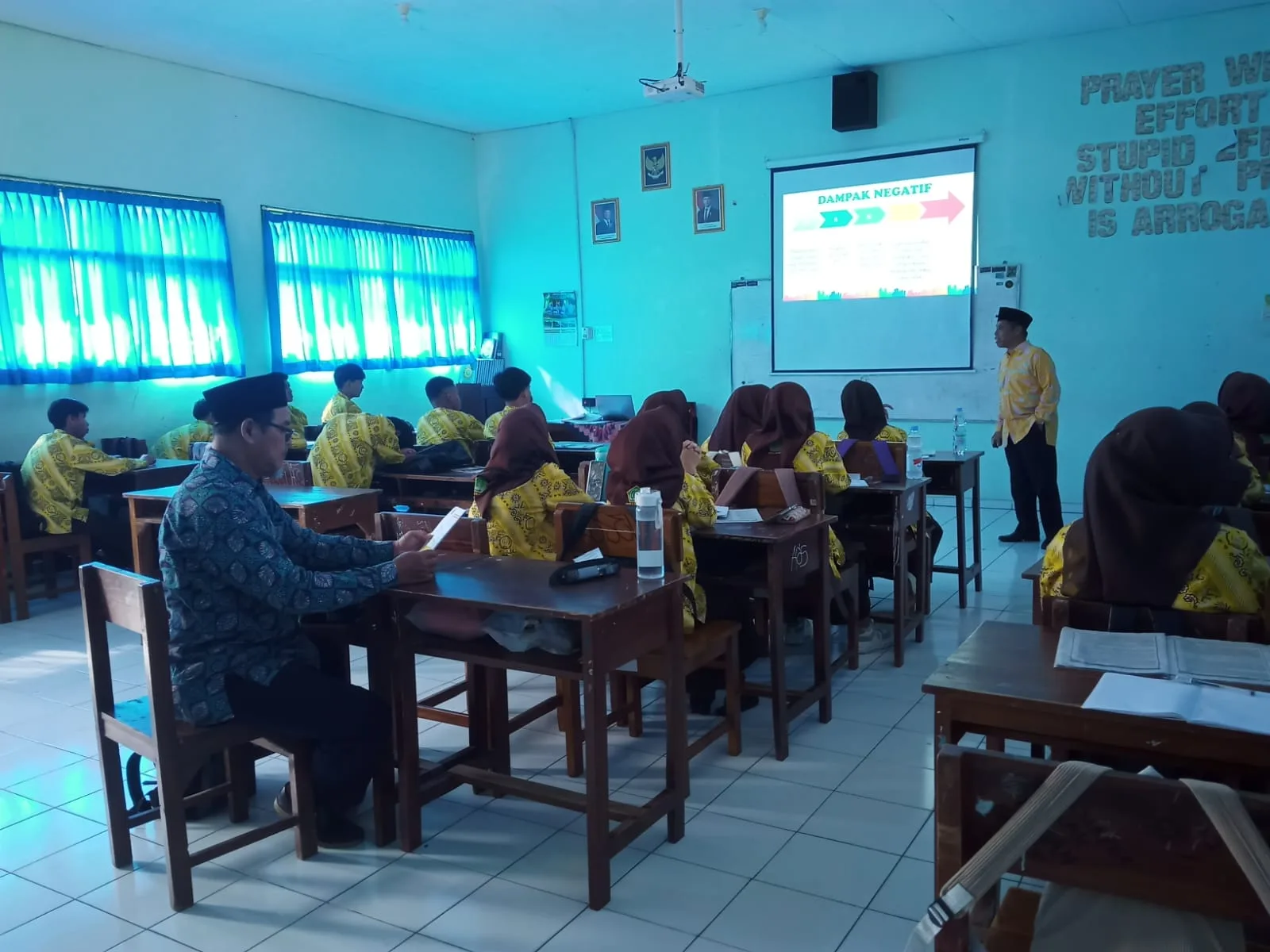 Supervisi Pembelajaran Akidah Akhlak di MAN 5 Sleman Tekankan Pentingnya Akhlak Mulia