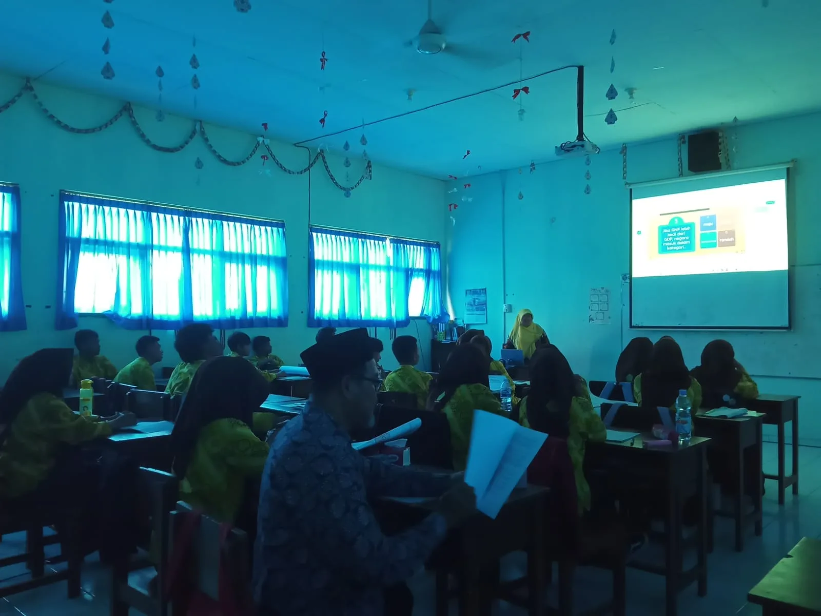 Supervisi Pembelajaran Ekonomi: Dorong Inovasi dan Peningkatan Kualitas Mengajar di MAN 5 Sleman