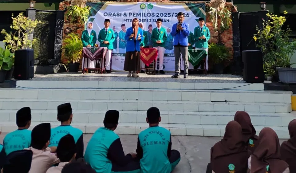 Bakar Semangat, Paslon OSIS MTsN 3 Sleman Tampil Memukau dalam Ajang Orasi Pemilos 2025/2026