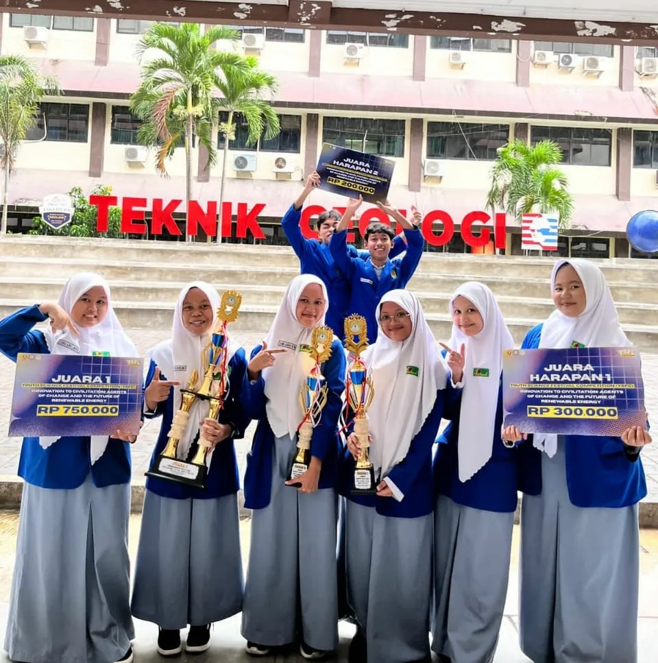 MAN 3 Sleman Raih Tiga Piala dalam Ajang Youth Science Festival Competition