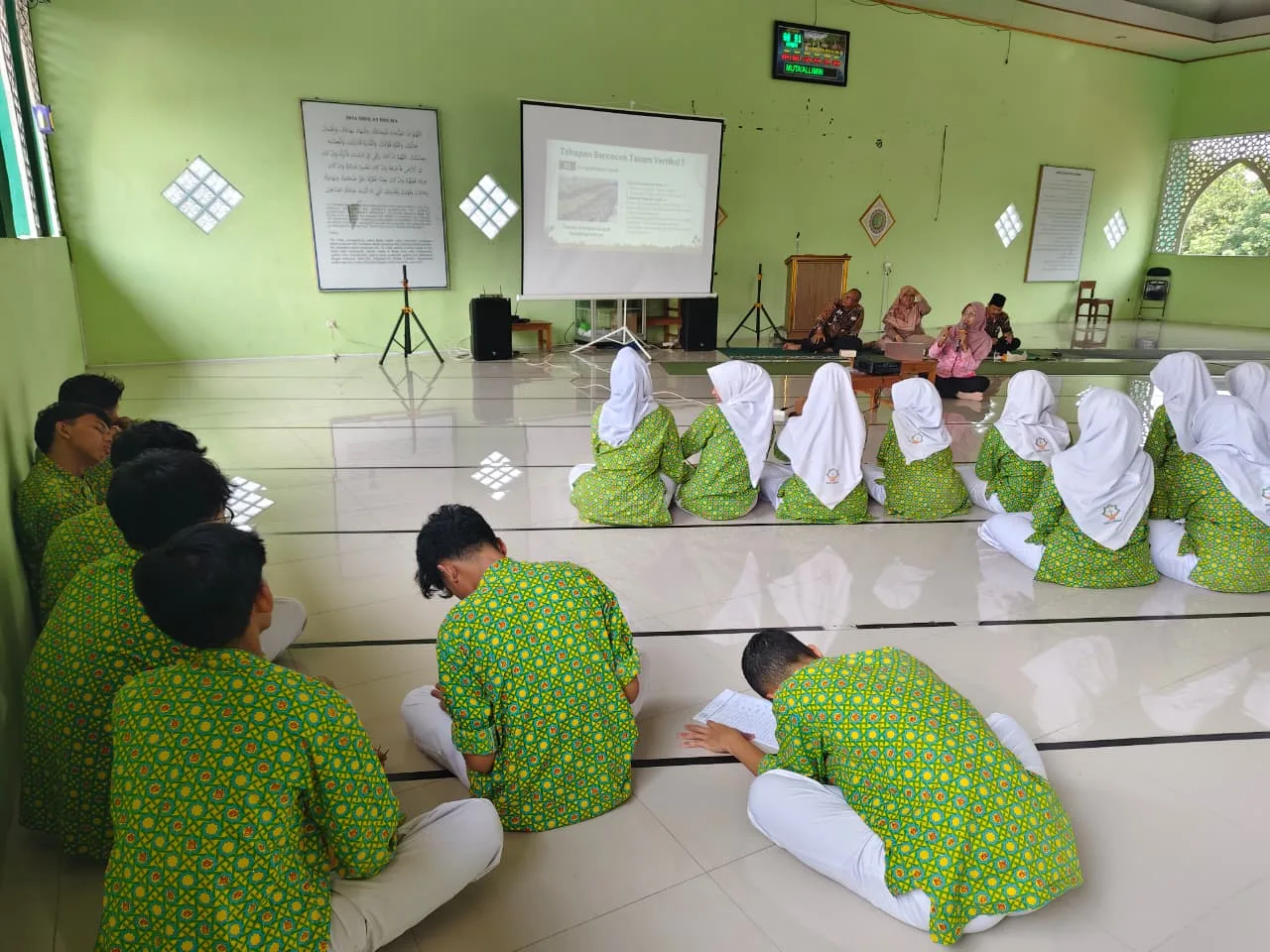 Sukses Adiwiyata; MAN 2 Sleman Gandeng UAD Yogyakarta