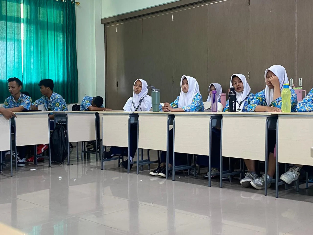 Wali Murid Kelas IXB MTsN 9 Sleman Ajak Siswa Jadi Gen Z Muslim yang Asyik dan Berkarakter Positif