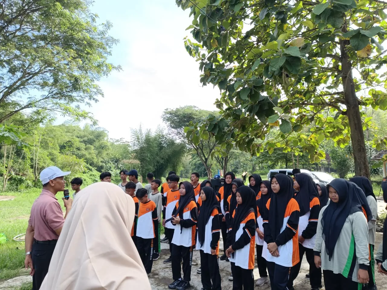 Pengurus OSIS MTsN 8 Sleman Periode 2025/2026 Ikuti Outbond di Hari Kedua LDKS