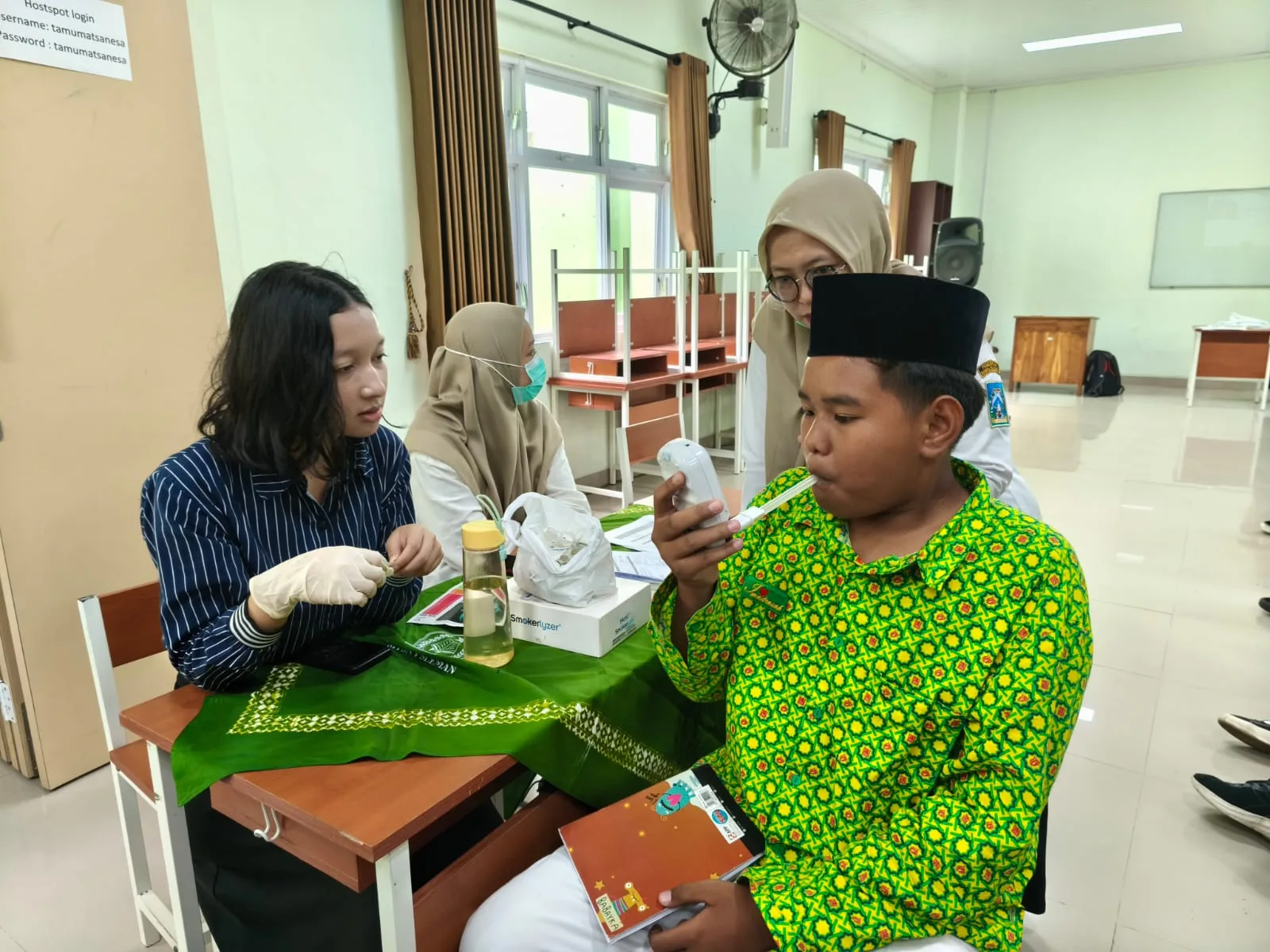 Sosialisasi Bahaya Merokok dan Skrining Perilaku Merokok di MTsN 1 Sleman