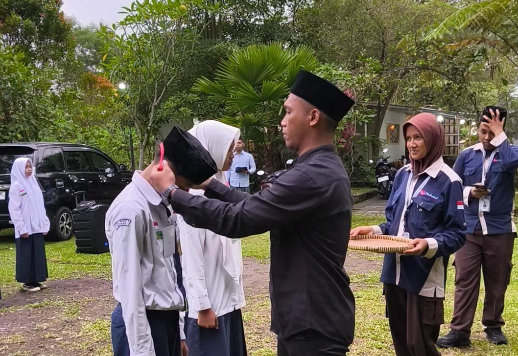 MTsN 1 Sleman Resmi Buka Kegiatan LDK OSIS Masa Bakti 2025/2026 di Upaakasa Glamping Pakem