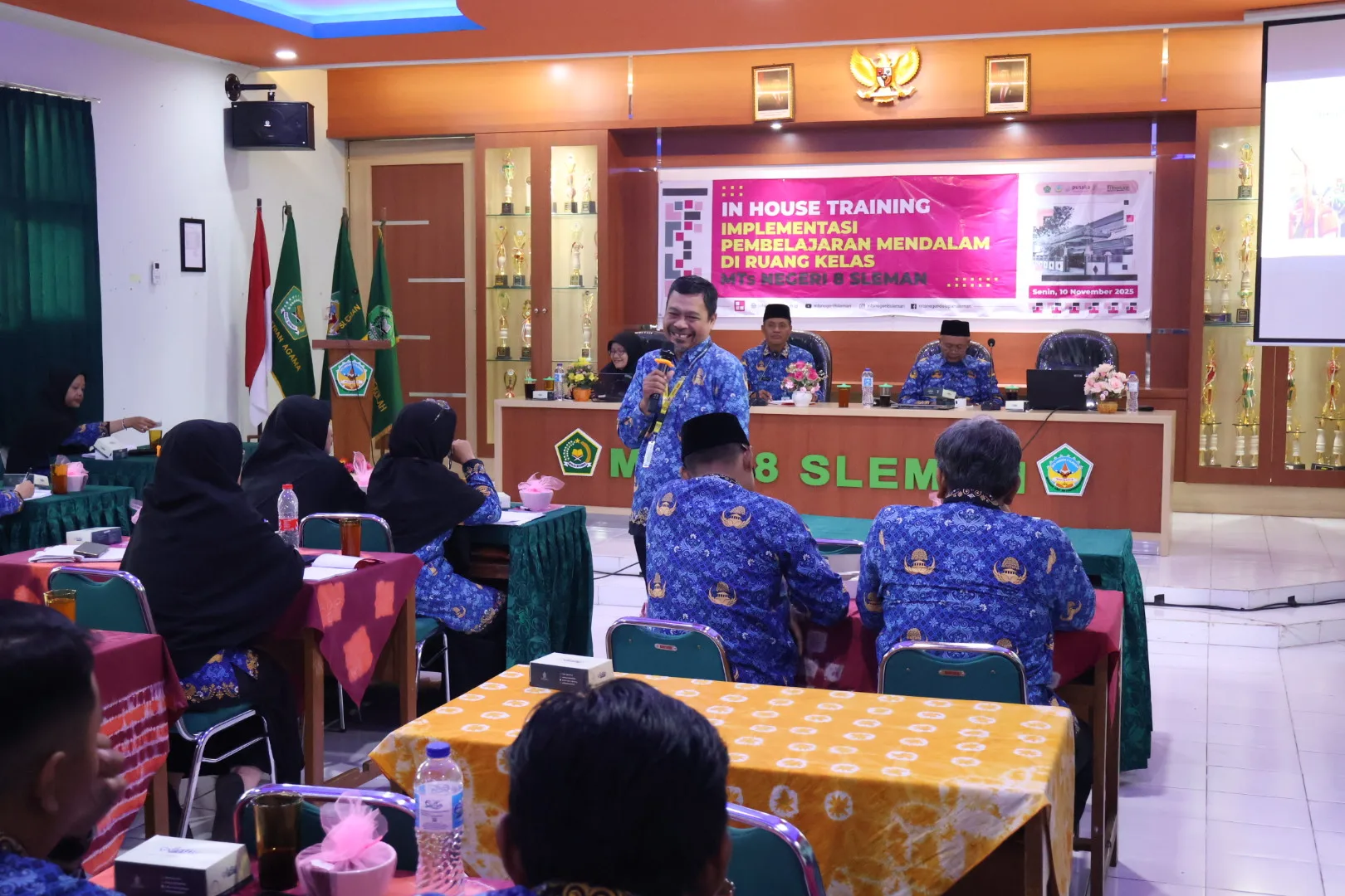 MTsN 8 Sleman Mantapkan Praktik Deep Learning dalam Kegiatan In House Training