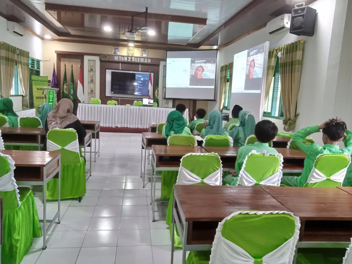 Generasi Peduli Sesama: MTsN 2 Sleman Ikuti Orientasi PMR dari PMI Sleman