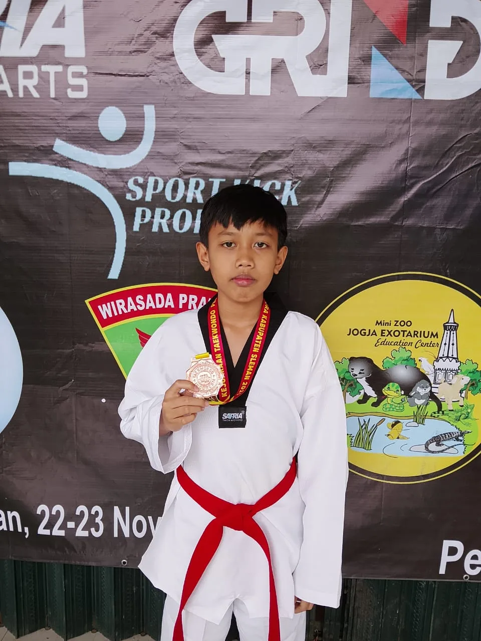 Kenzie Farras, Siswa MTsN 10 Sleman Raih Juara III Kejuaraan Taekwondo Tingkat Provinsi