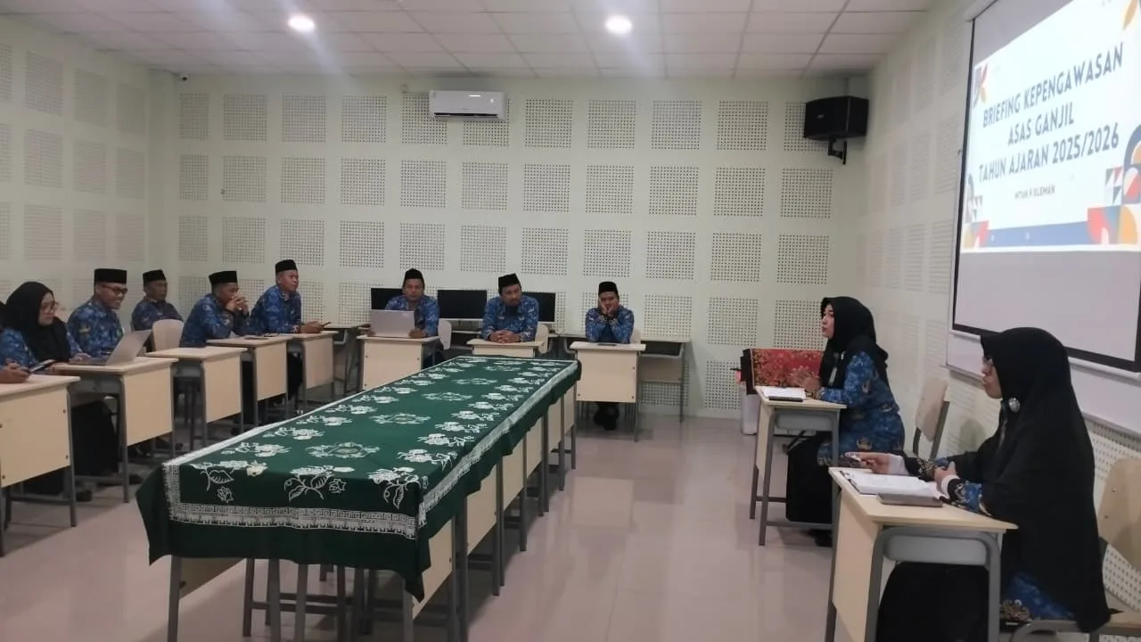 MTsN 9 Sleman Laksanakan Briefing Kepengawasan ASAS Tahun Ajaran 2025/2026