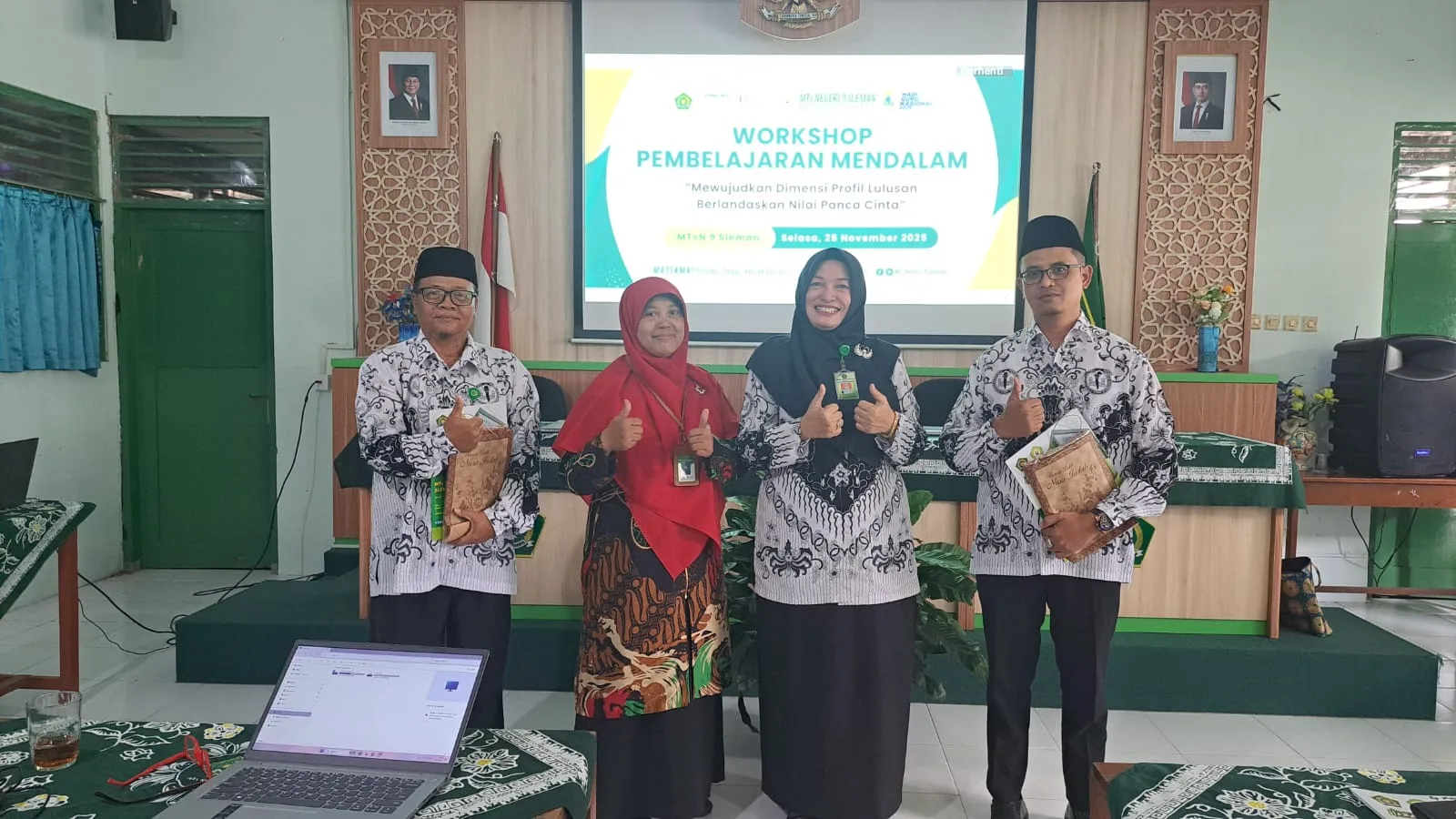 Hari Guru Nasional 2025, MTsN 9 Sleman Berikan Penghargaan kepada Guru Berdedikasi