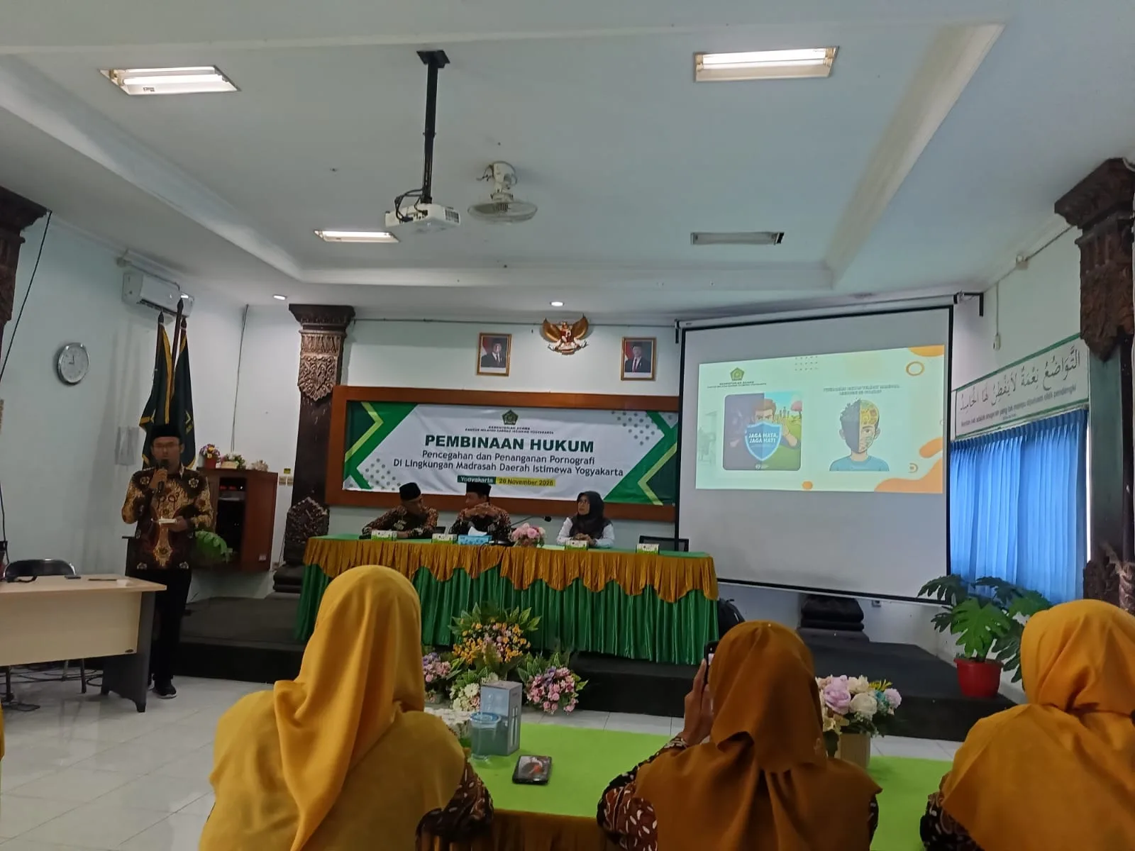 Kamad dan Guru BK MTsN 4 Sleman Ikuti Pembinaan Hukum Penanganan dan Pencegahan Pornografi