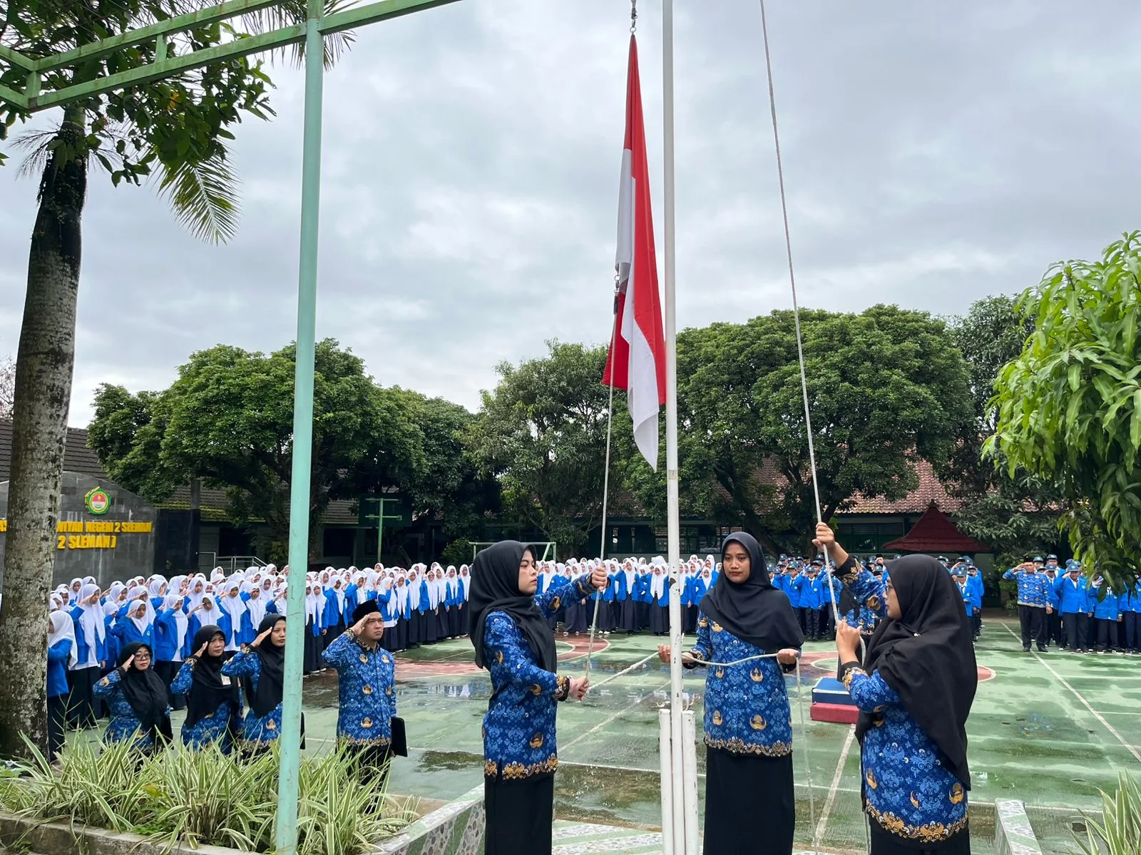 Hari Korpri ke-54: MTsN 2 Sleman Apresiasi Prestasi Guru dan Siswa