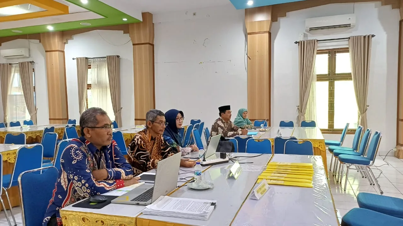 Kepala MAN 3 Sleman Ikuti Persiapan Menuju Zona Integritas 2026 via Zoom Meeting