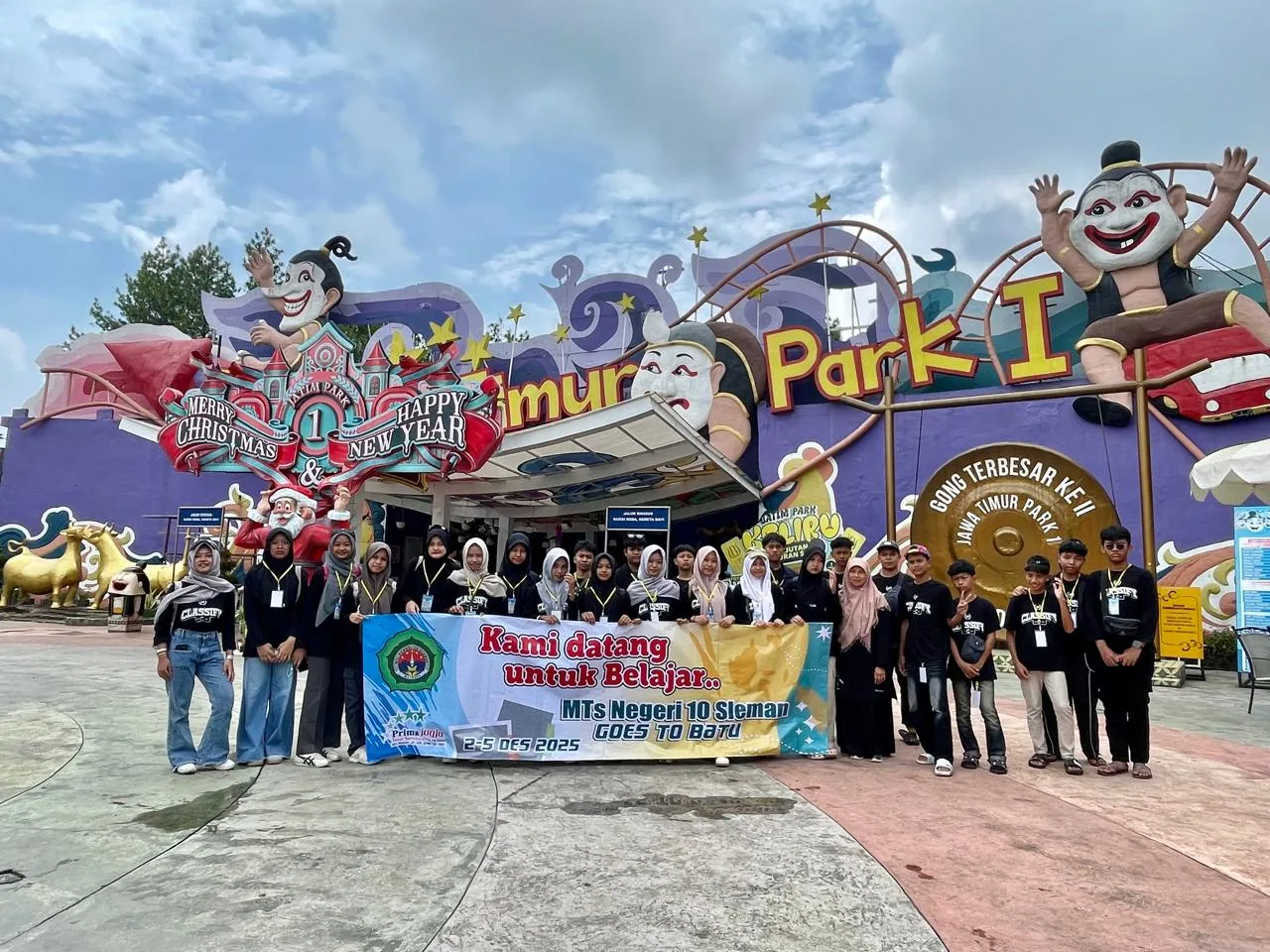 Jatim Park 1: MTsN 10 Sleman Jelajahi Wahana Sains, Budaya, dan Permainan Ekstrem